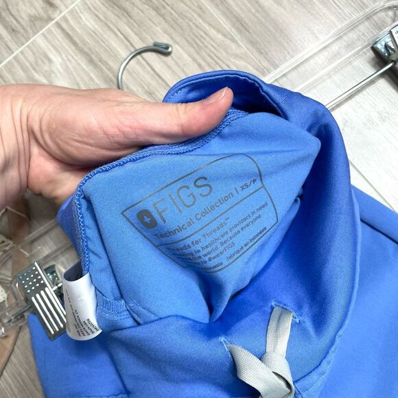 NEW FIGS High Waisted Zamora Jogger Scrub Pants Size XSP Petite blue - Picture 4 of 8